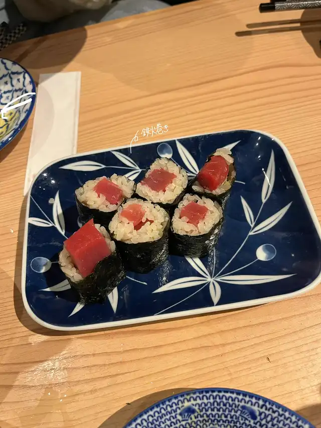 【名古屋おすすめネオ居酒屋】美味しい楽しい寿司と串とわたくし‪