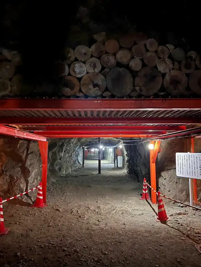 【長野県】天皇陛下を隠す為作られた長さ10キロにも及ぶ地下壕