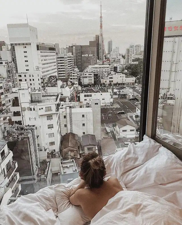 【六本木】東京タワーが見えるホテル！眠らぬ街で眠る夜